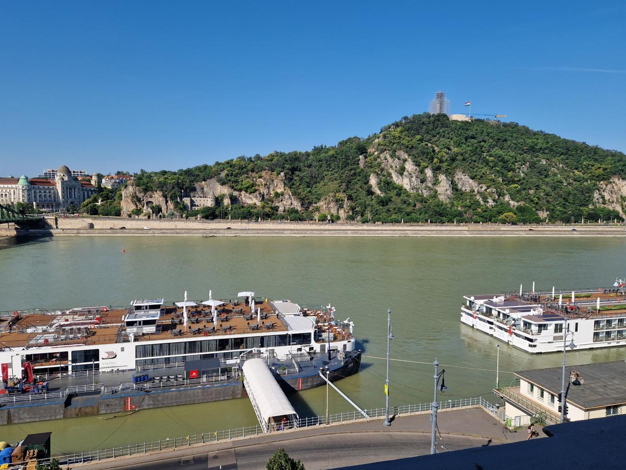 Danube Wonder View 2 Budapest
